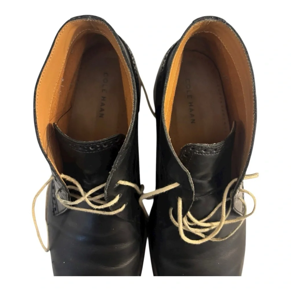 Cole Haan Classy Black Broughed Leather Chukka Ankle Stitched Desert Boots 9.5